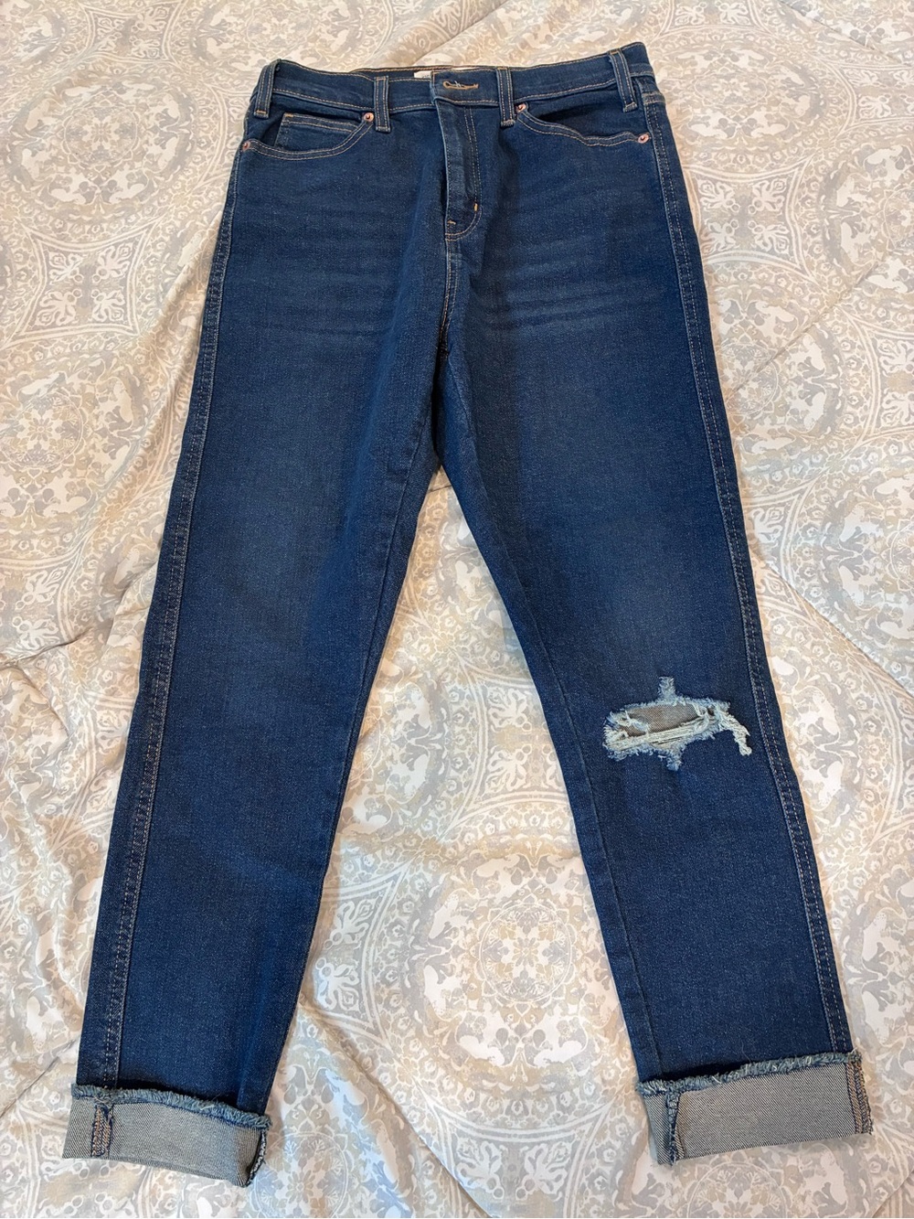 Signature by Levi Strauss Dark Blue Slim Straight Jeans with Knee Rip